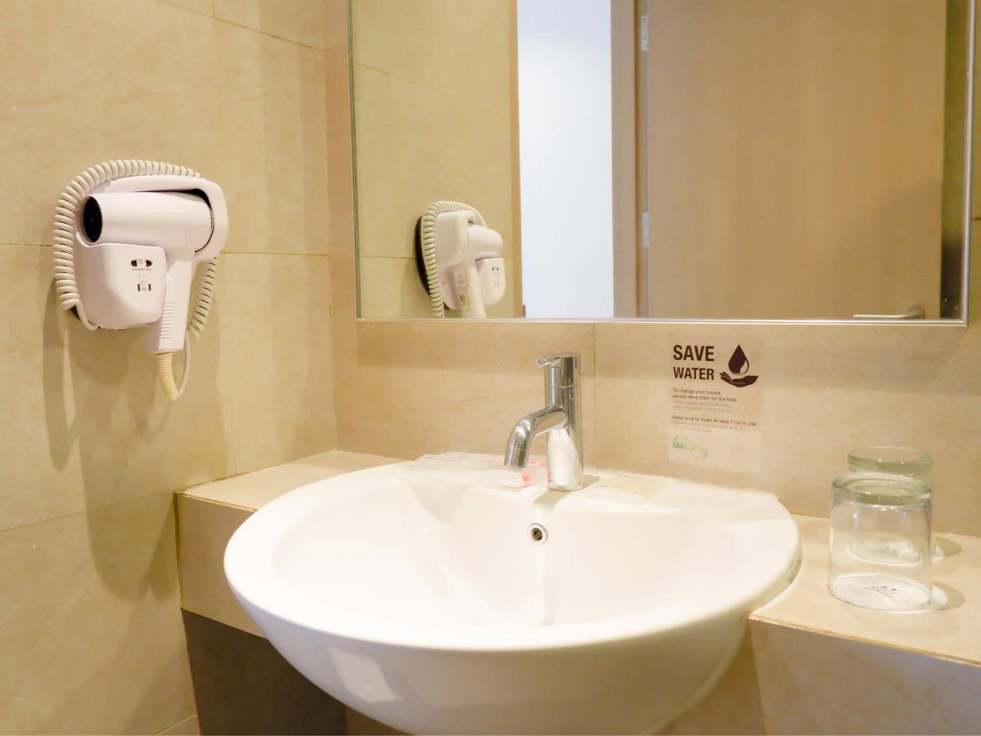 Swiss-Belexpress Cilegon Hotel Buitenkant foto